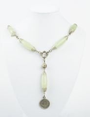 Yeşim Taşı El İşçiliği Gümüş Aparatli Kolye.