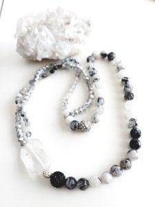 Kristal-Kuvars Kolye El İşçiliği