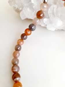 KUVARS,AY TAŞI KOLYE