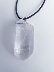 Kristal kuvars kolye ucu