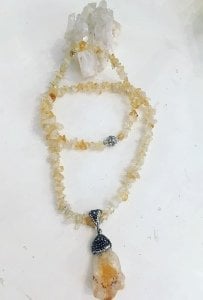 Kristal zincirli ,zirkonyum taşlı sitrin kolye